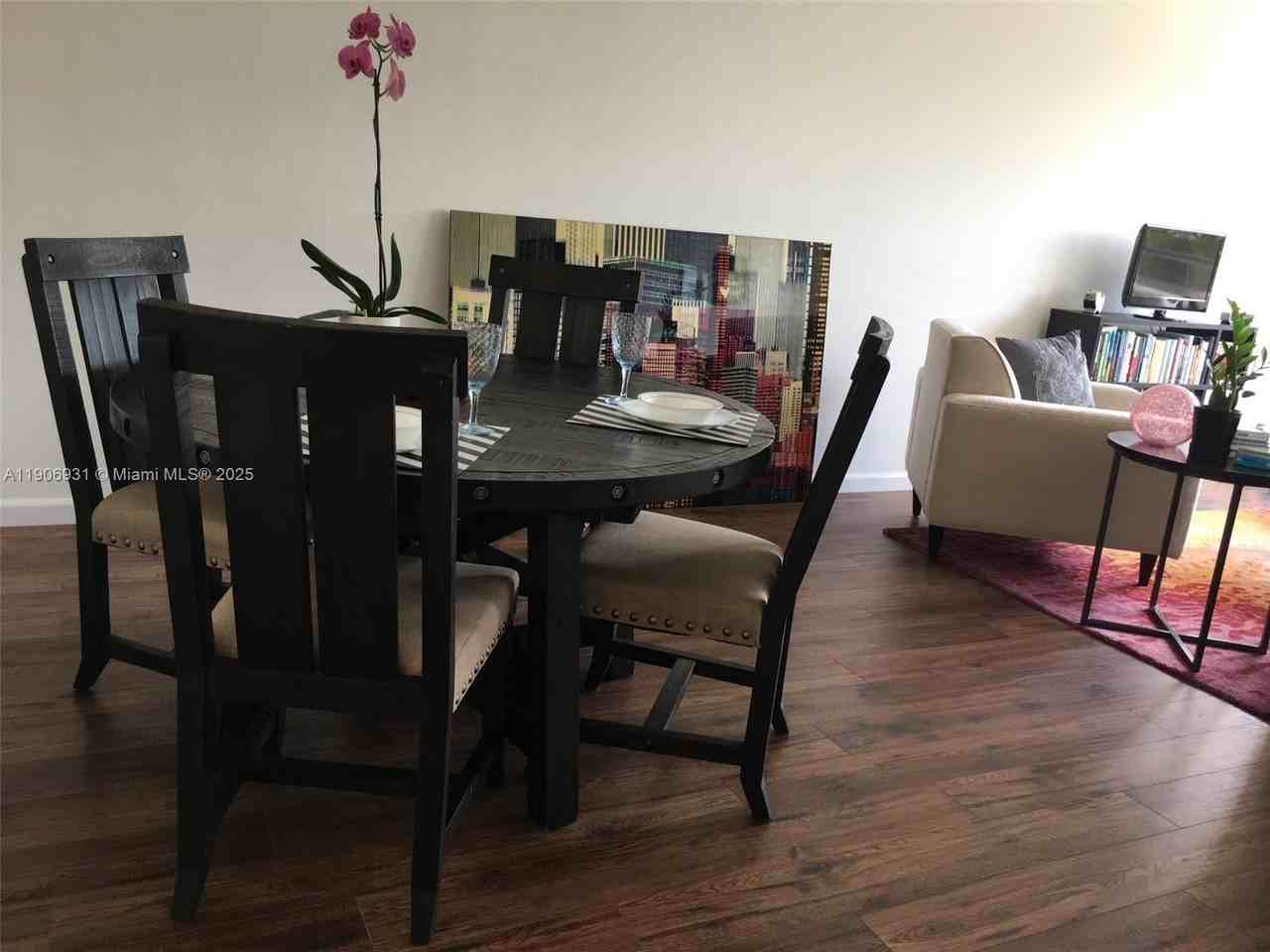 1250 Atlantic Shores Blvd #114 - Photo 7 of 12