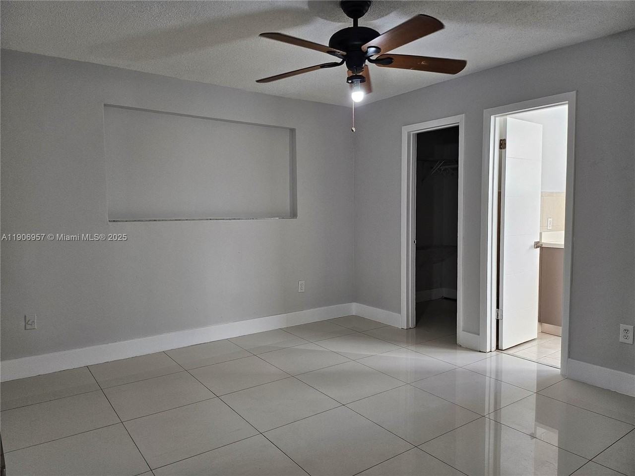 7416 Southwest 21st Street #0 - Photo 5 of 14