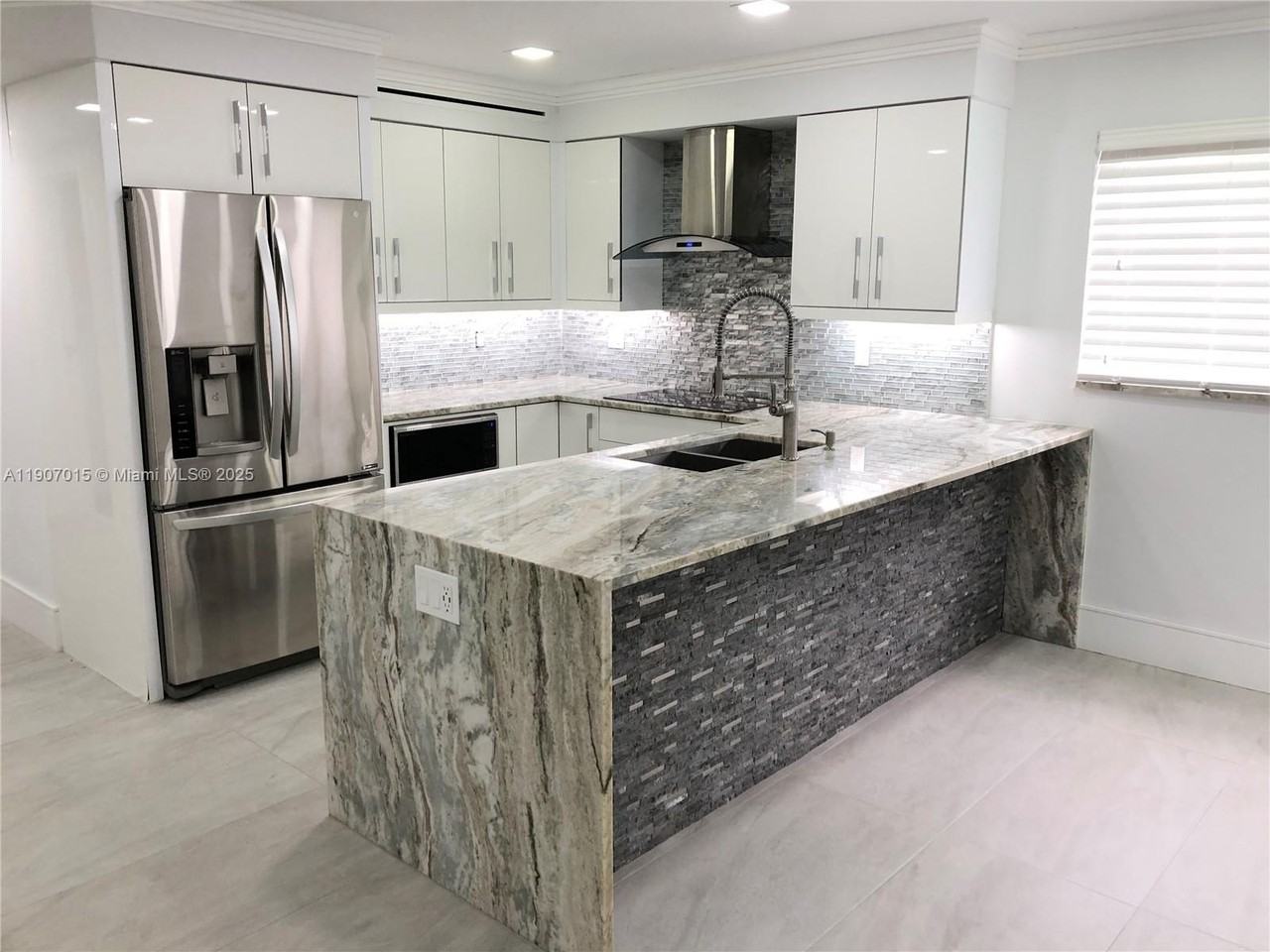 710 North K Street #104 - Photo 2 of 15