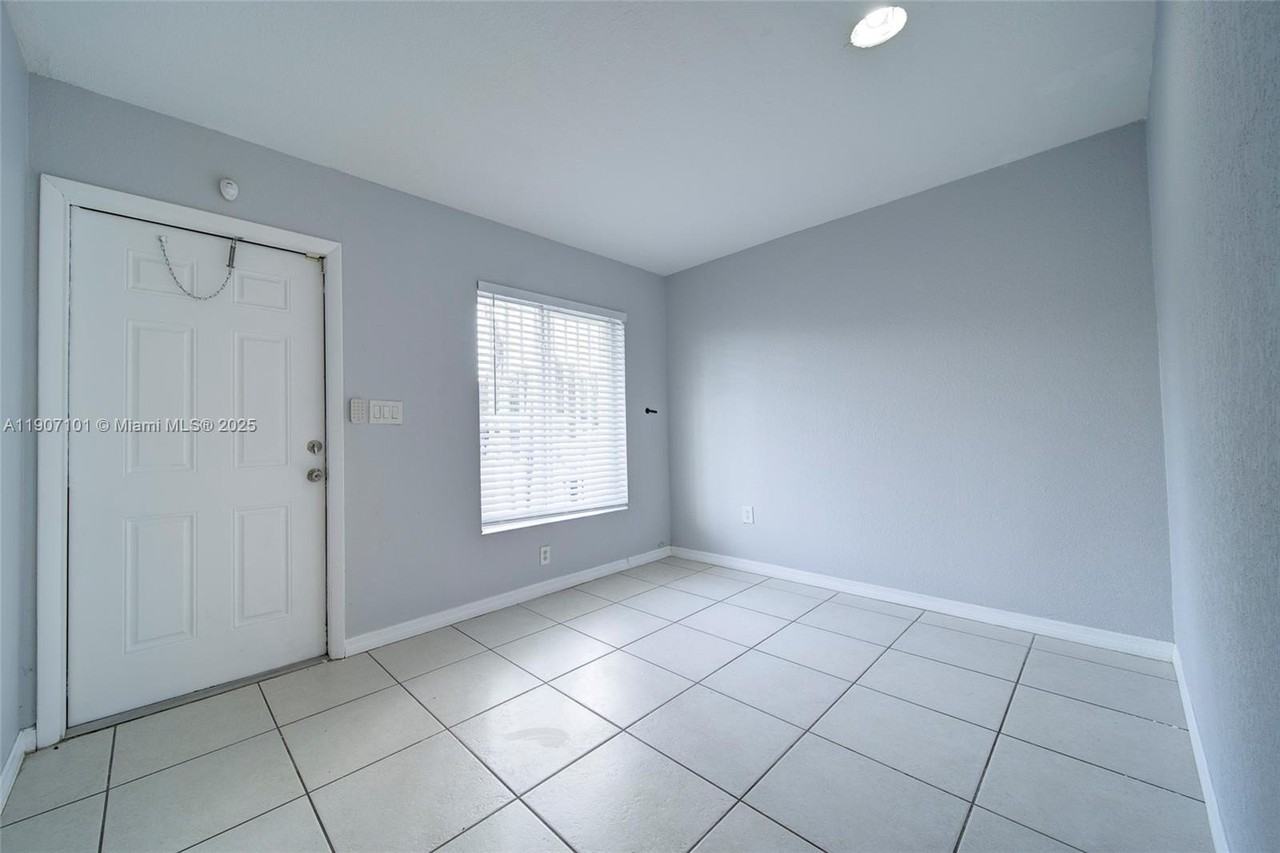 10450 Southwest 172nd Street #10452 - Photo 3 of 30