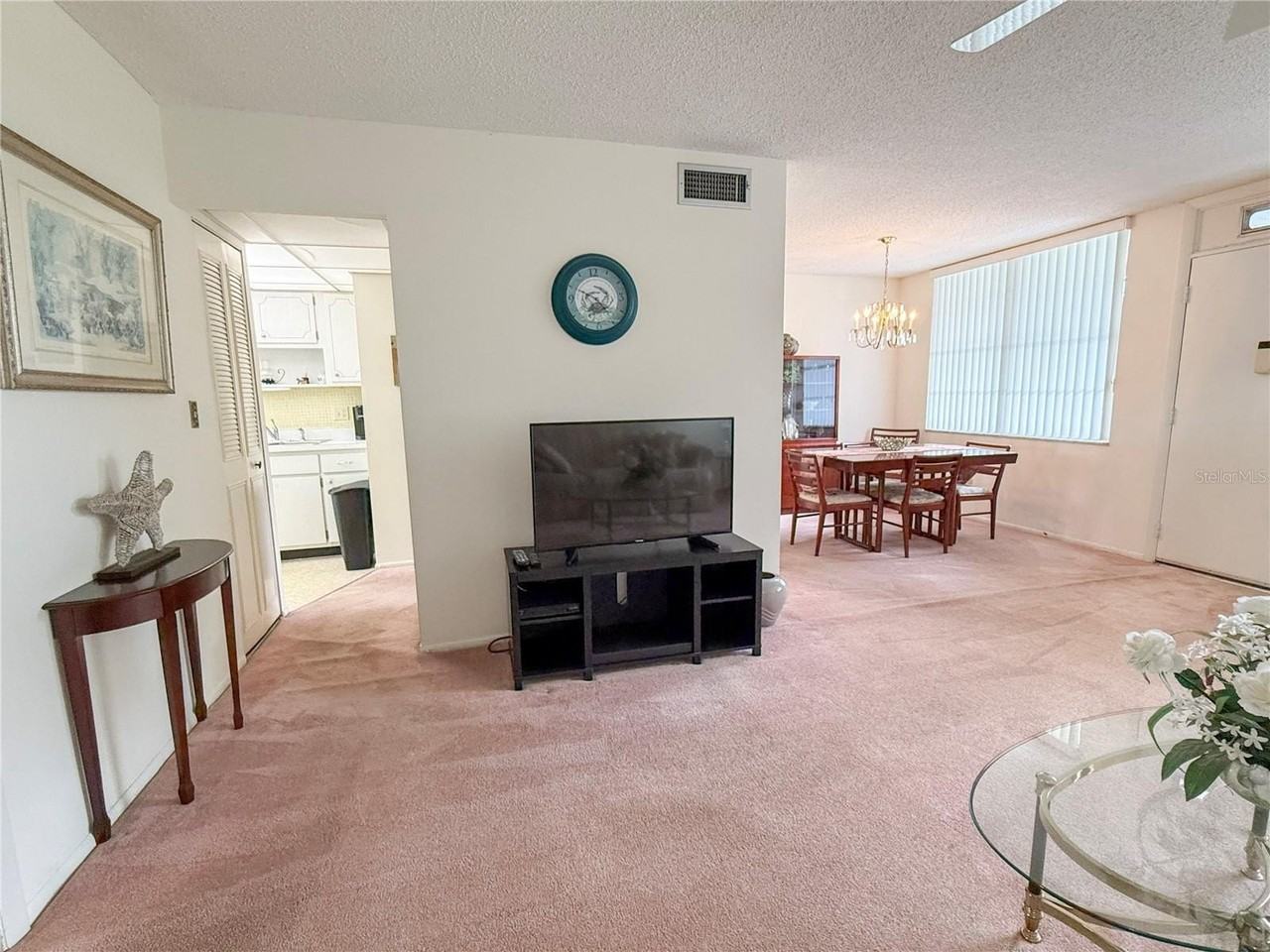 4880 Locust St Ne #322 - Photo 4 of 31