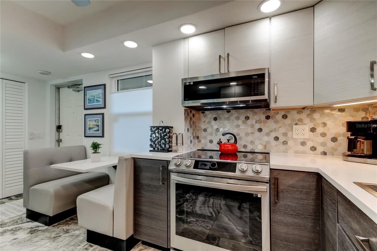 5200 Brittany Dr S #204 - Photo 7 of 50