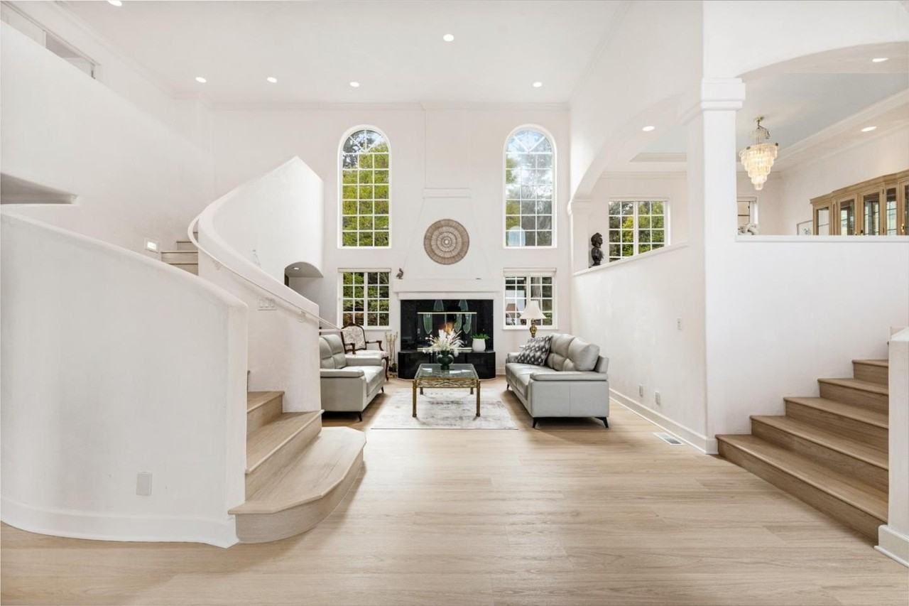 1 Overlook Pl - Photo 4 of 42