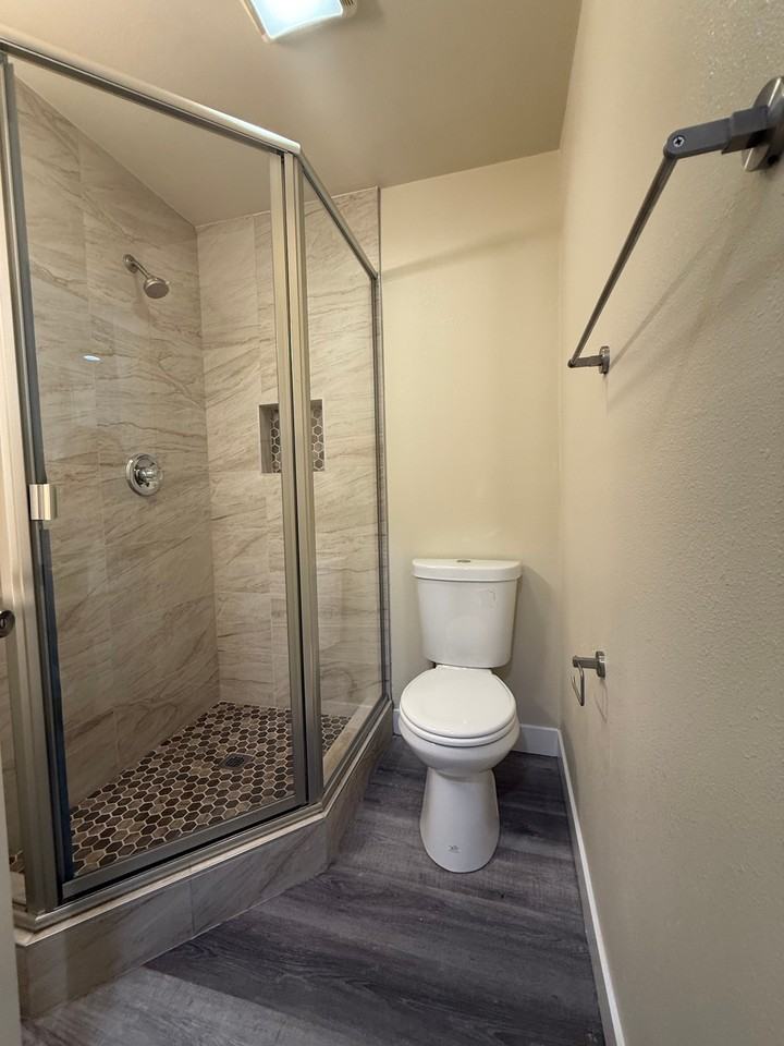 345 Stepney Street #14 - Photo 6 of 10