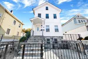 featured image of 4626 Richardson Ave #2
