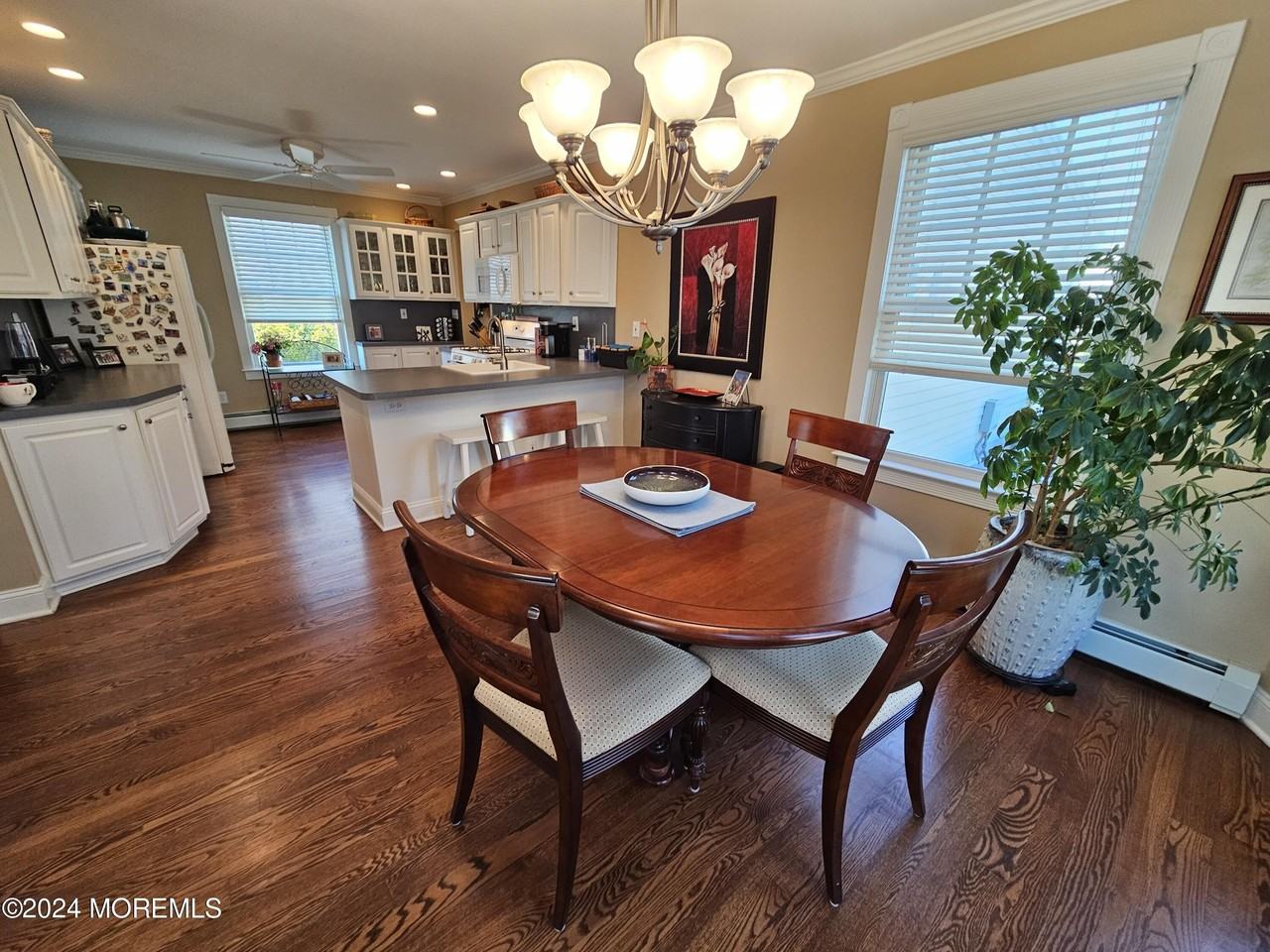 304 Mccabe Ave - Photo 5 of 26