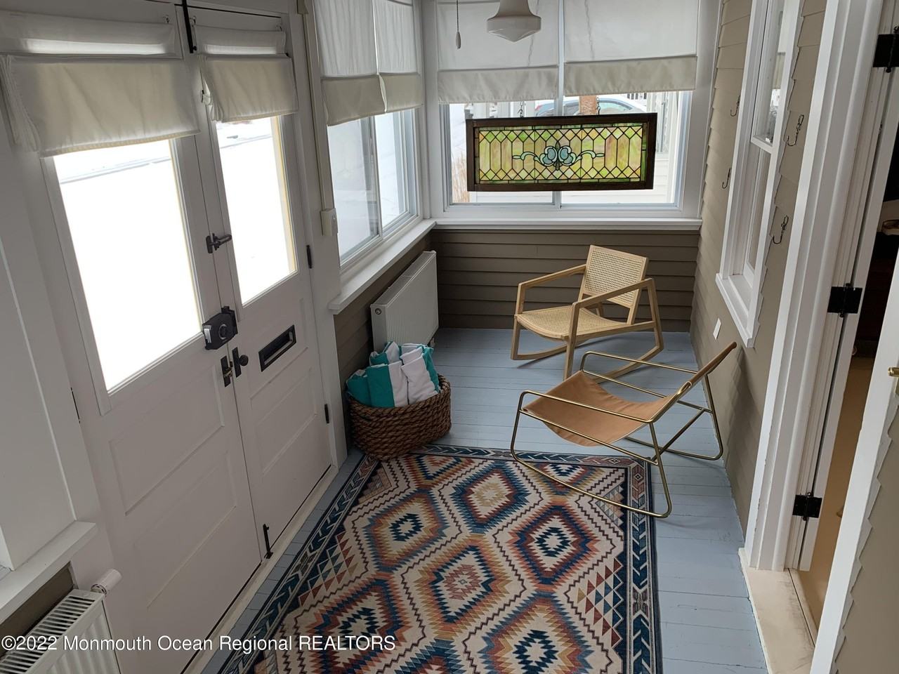 1836 Parkway - Photo 3 of 32