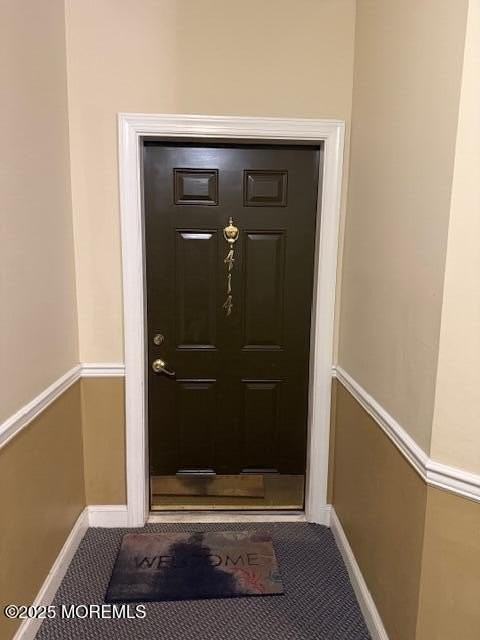 414 Sloan Ct - Photo 2 of 20