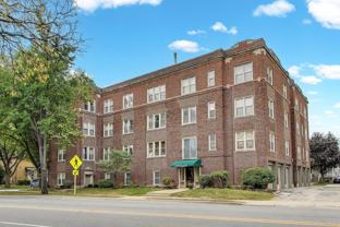 600 N La Grange Rd #A2 - Photo 1 of 1