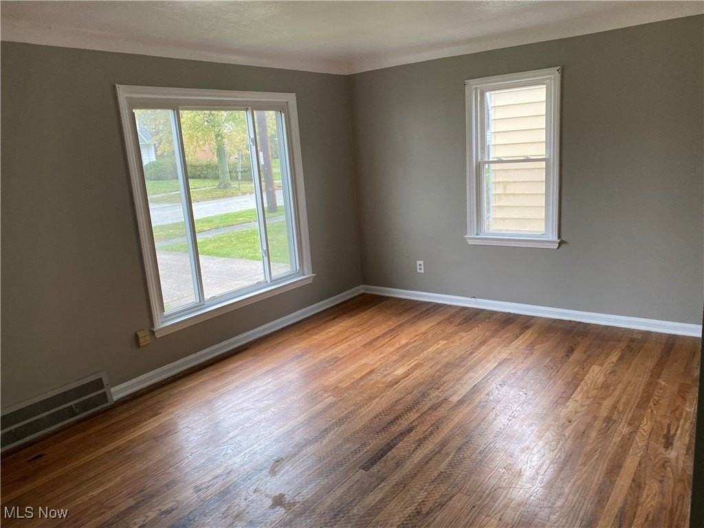 16312 Corkhill Rd - Photo 7 of 13