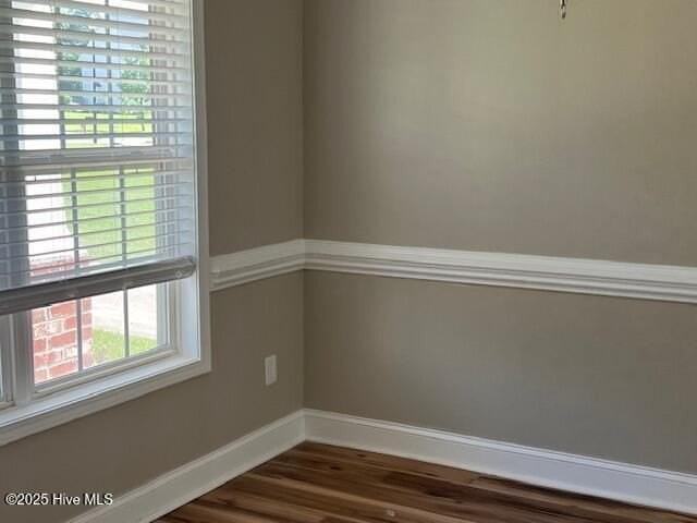 154 Rosslyn Chapel Ln - Photo 4 of 19