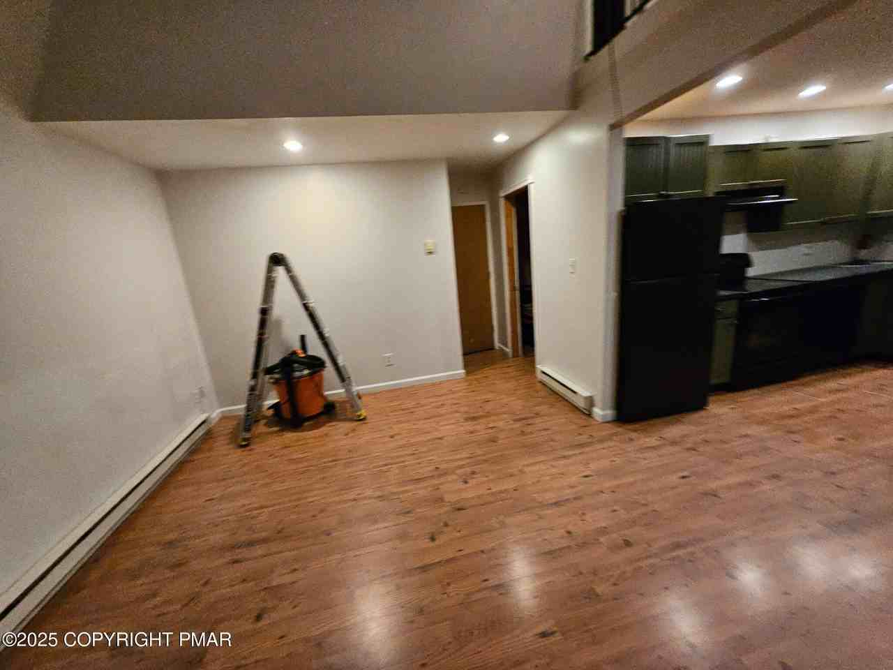 1220 Dogwood Ln - Photo 7 of 10