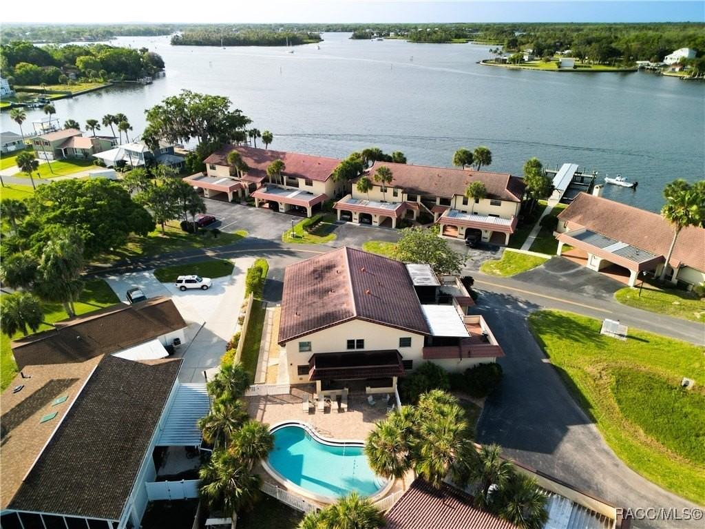 373 Nw 14th Pl - Photo 2 of 32