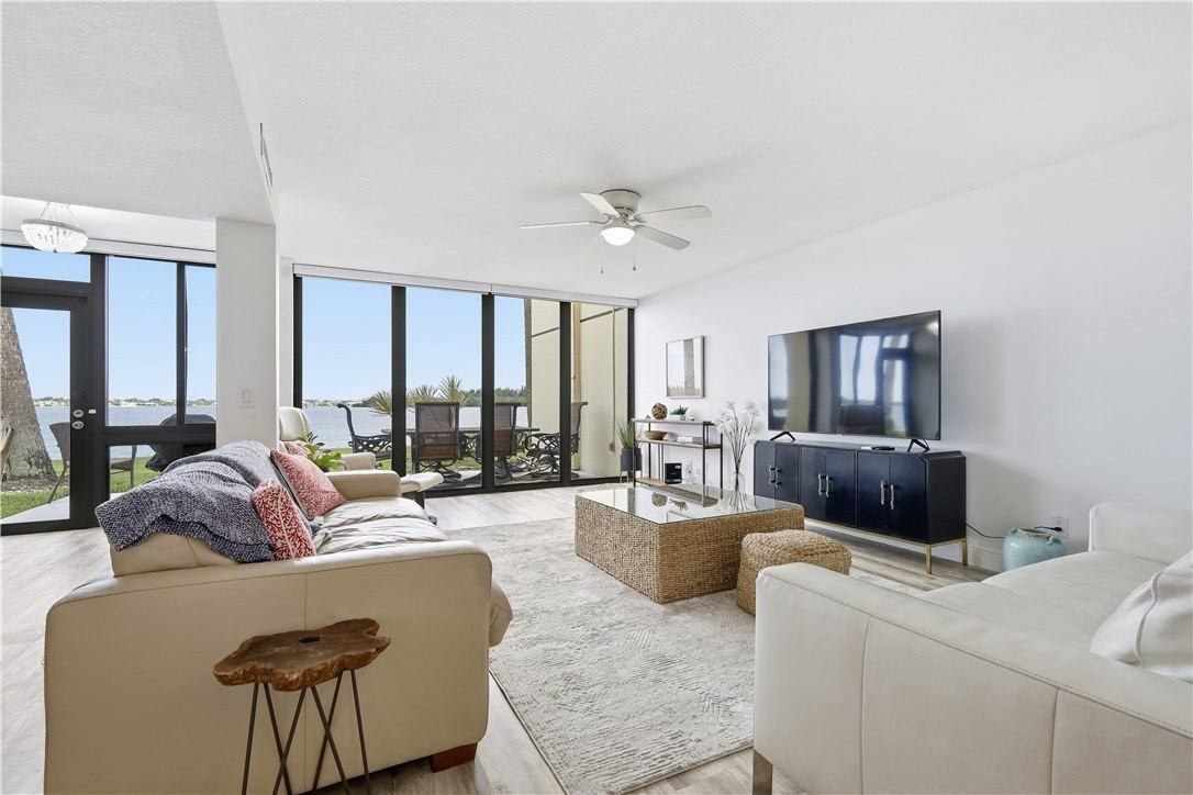 1820 Tarpon Lane #101 - Photo 3 of 31