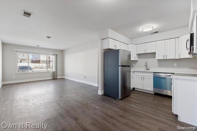 59314 Van Dyke Rd - Photo 5 of 16