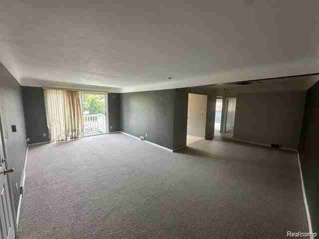 487 N Eton St #B6 - Photo 4 of 20