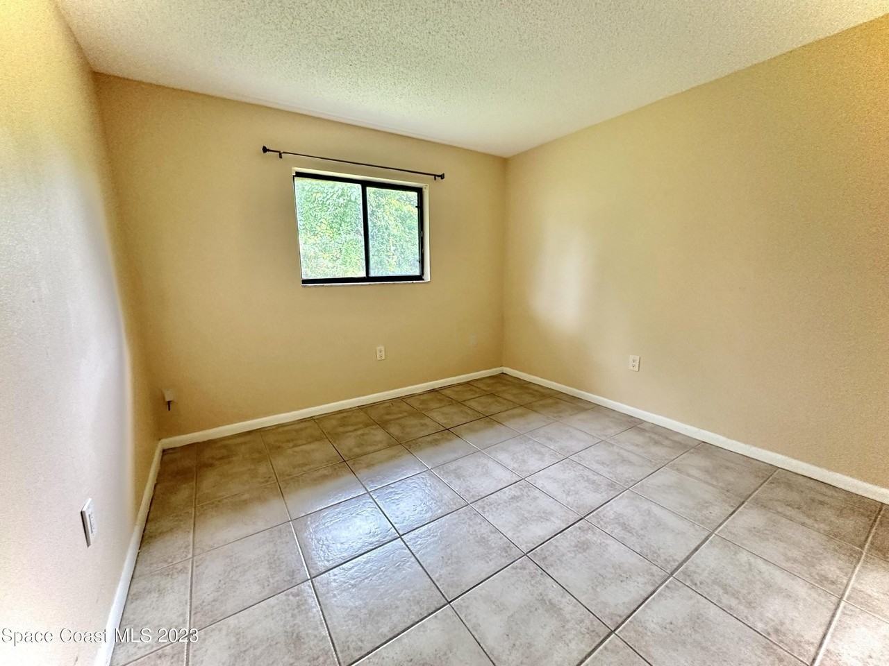 2390 North Tropical Trail - Photo 6 of 14