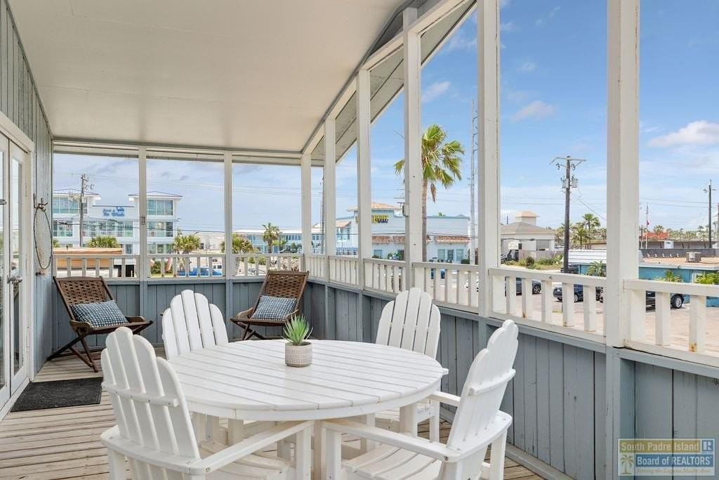 105 E Marisol Dr - Photo 6 of 33