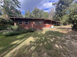 featured image of 2203 Amelia Cir Unit A #A