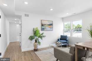 324 61st St Ne Apt 4 #4 - Photo 1 of 1