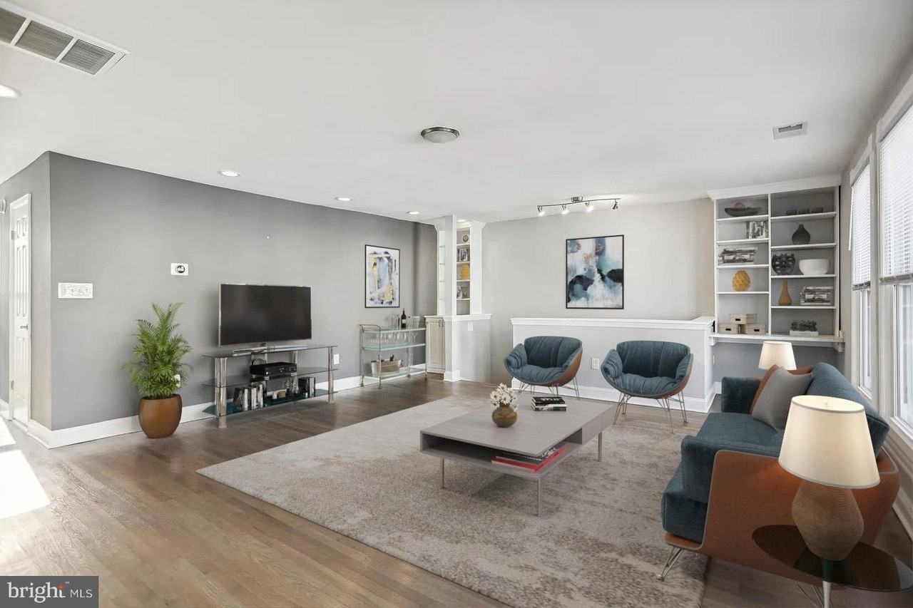 1507 Freedom Way Se Unit 2 #2 - Photo 2 of 22