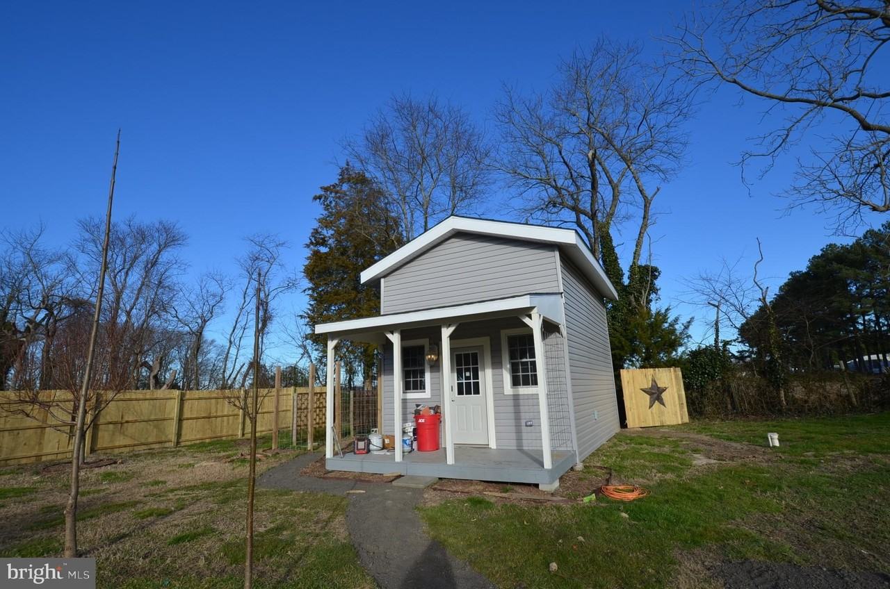 24697 Broadkill Rd - Photo 2 of 10