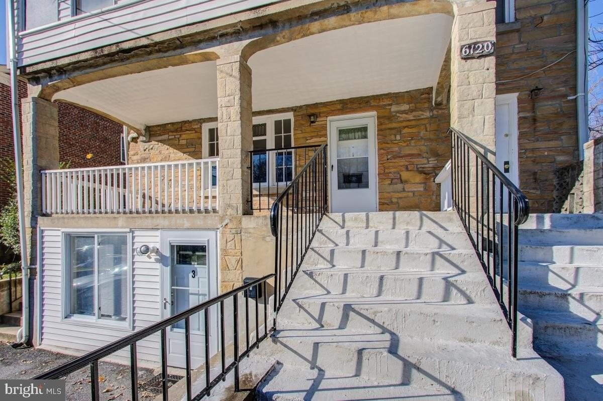 6120 41st Ave Apt 1 #1 - Photo 3 of 28