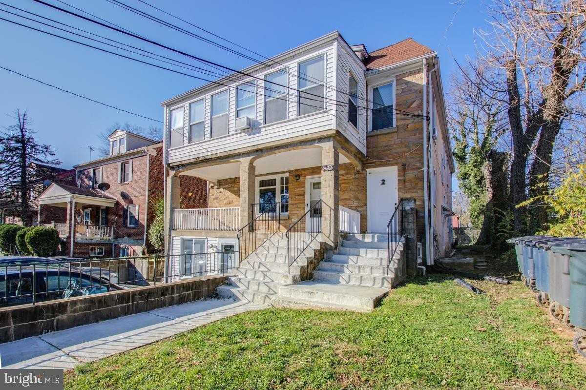 6120 41st Ave Apt 1 #1 - Photo 4 of 28