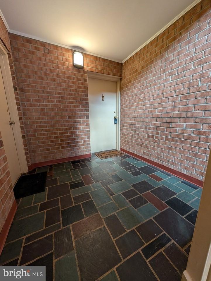 5964 Westchester Park Drive #202 - Photo 4 of 20