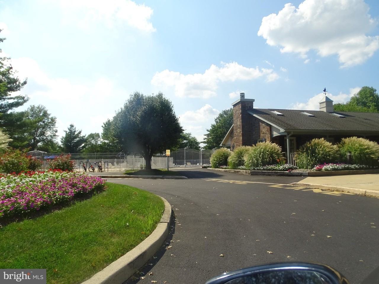 1001 Society Pl - Photo 2 of 22