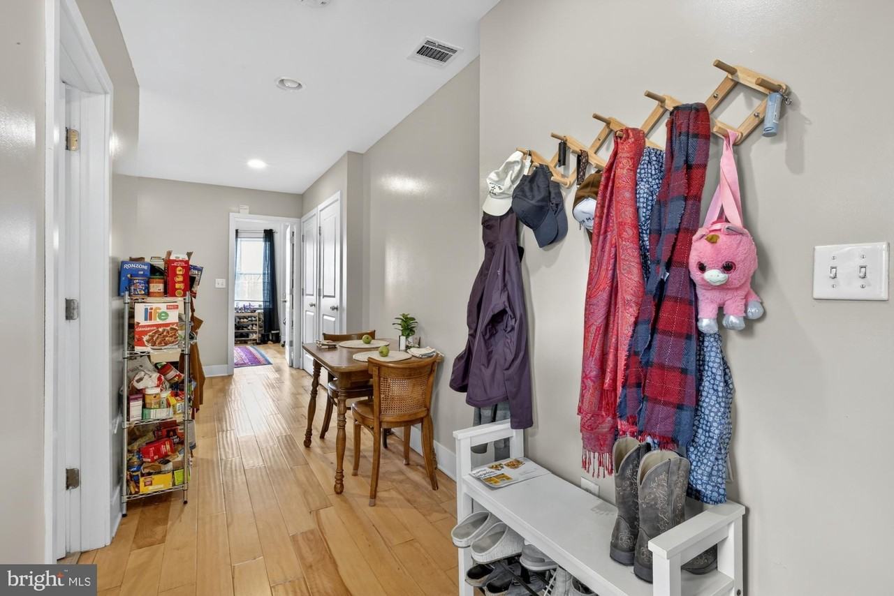 709 North Third Street #3 - Photo 4 of 17