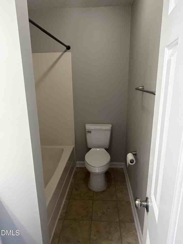 5500 Marthonna Way - Photo 7 of 19