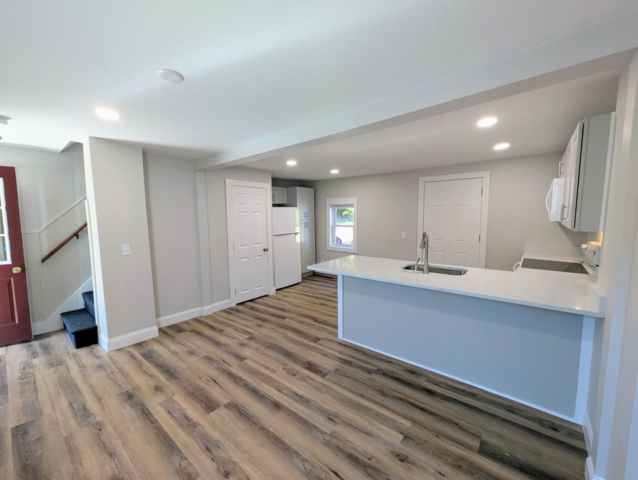 158 Green Street - Photo 3 of 15