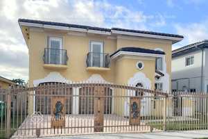 featured image of 15582 Sw 13th Ter