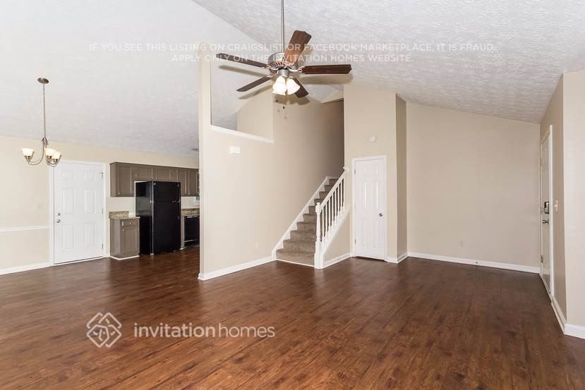 117 Willow Springs Lane - Photo 5 of 13