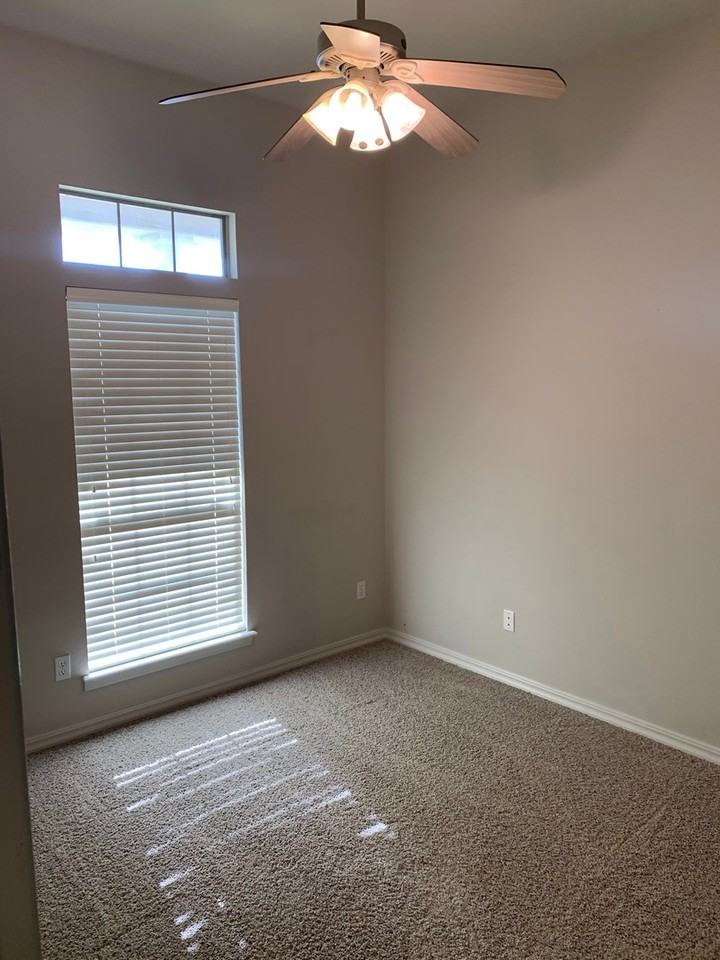 9004 Pink Pearl Ct - Photo 2 of 11