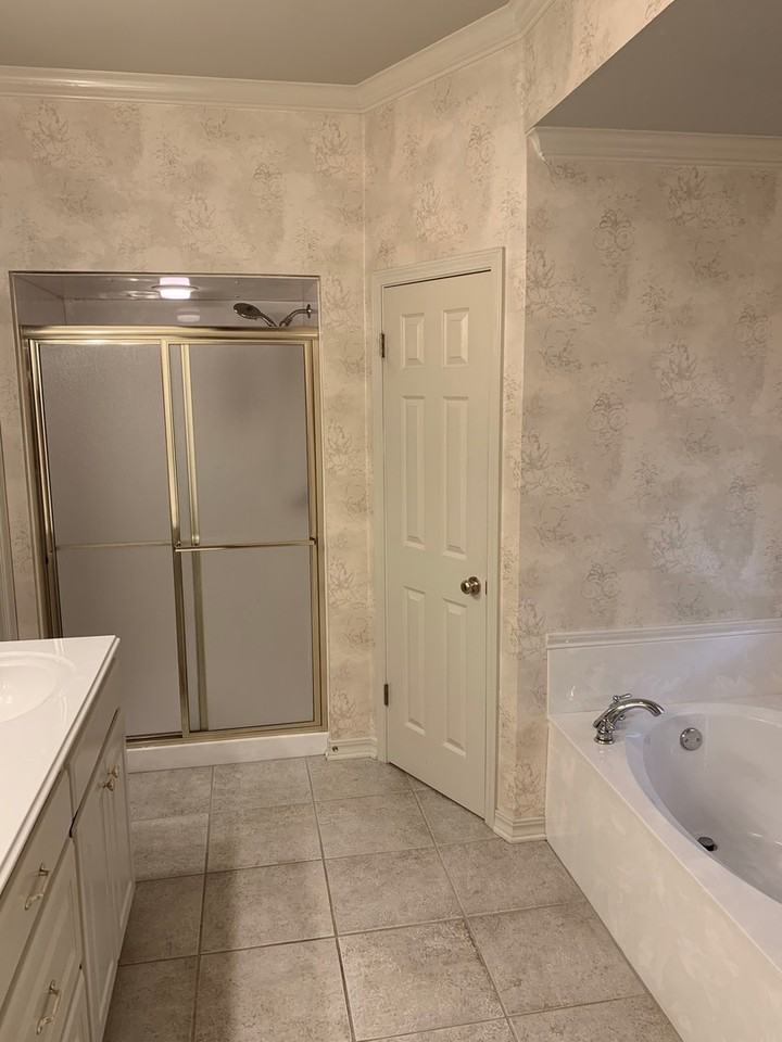 9004 Pink Pearl Ct - Photo 5 of 11