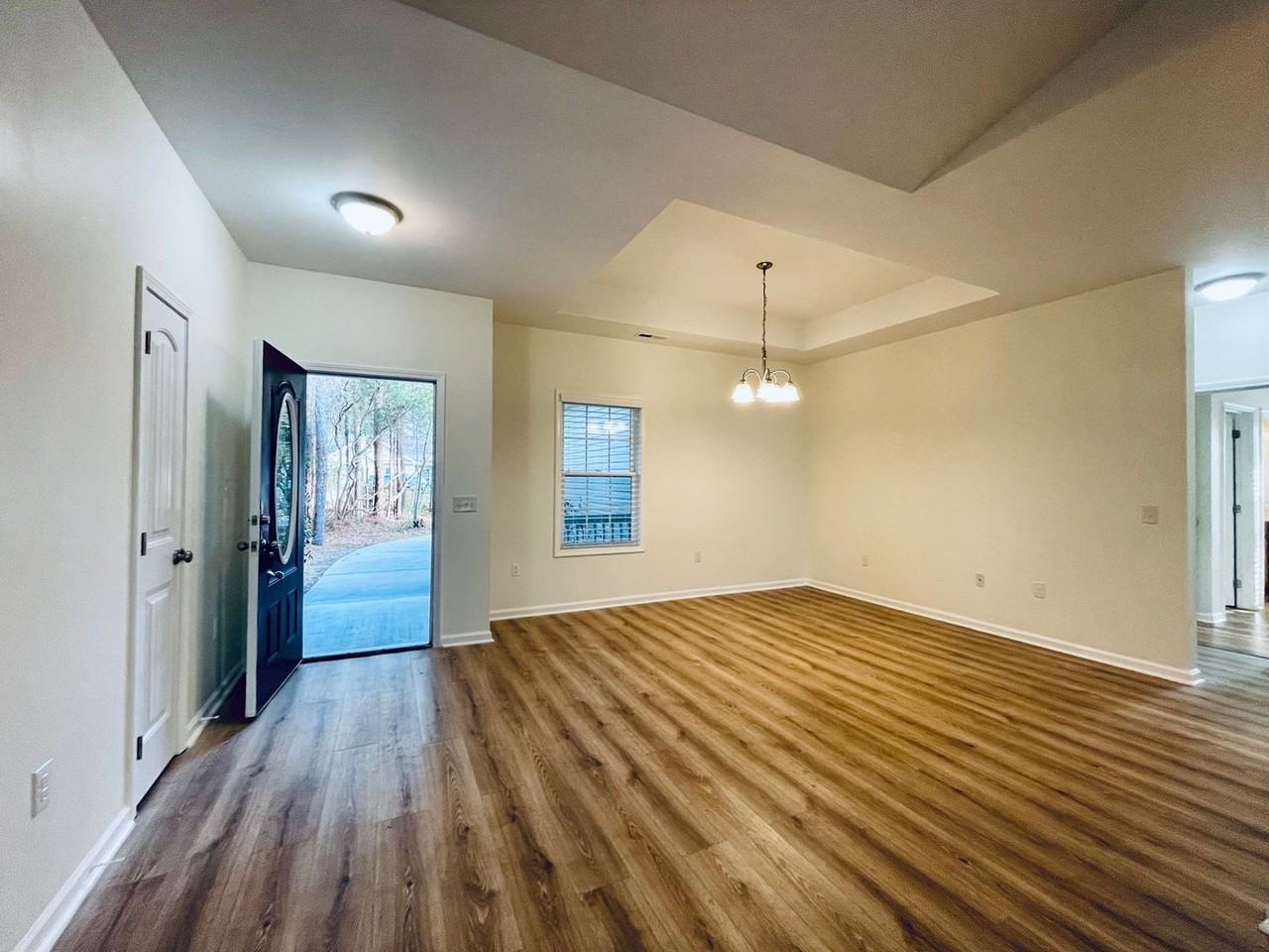 404 Declaration Ct - Photo 6 of 29