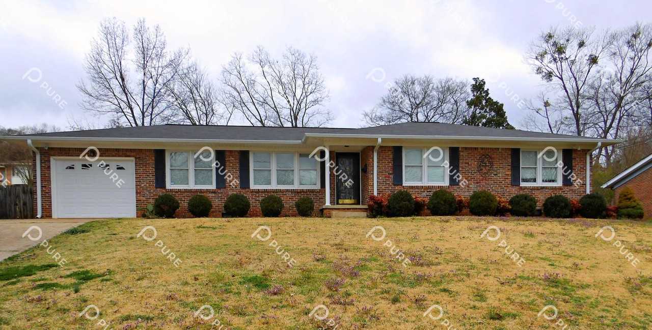 1717 Haynes Avenue Northeast