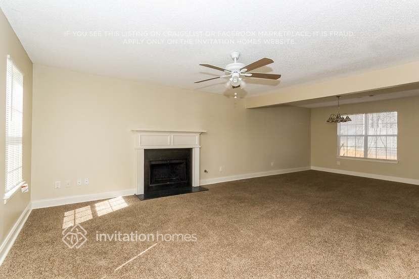 312 Falls Court - Photo 4 of 21