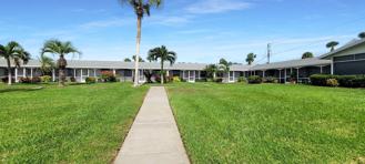 100 The Esplanade N #17 - Photo 1 of 1