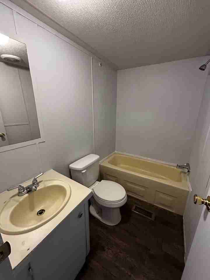 79 Phoenix Dr - Photo 7 of 7