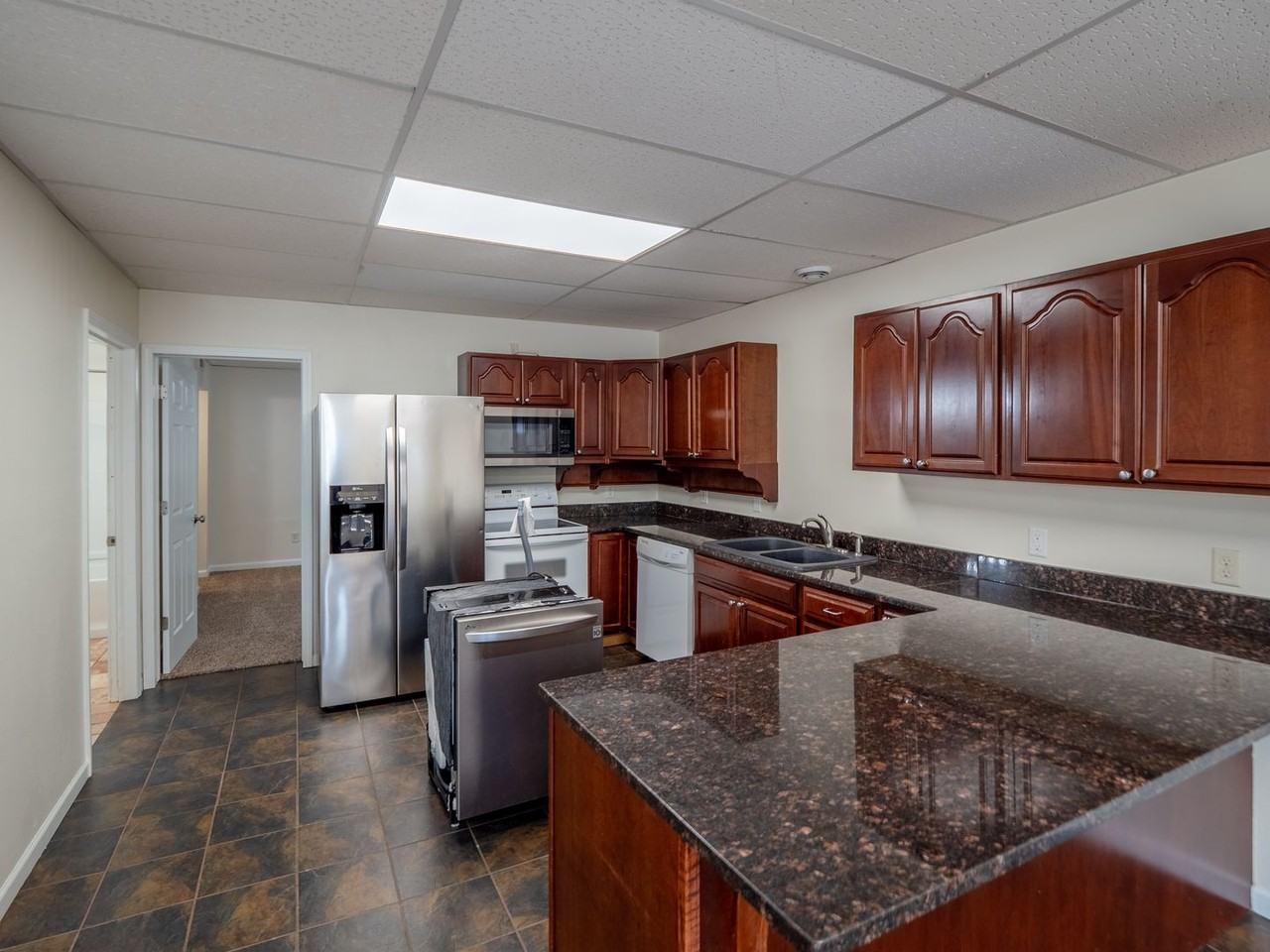417 16th St Ne - Photo 4 of 7