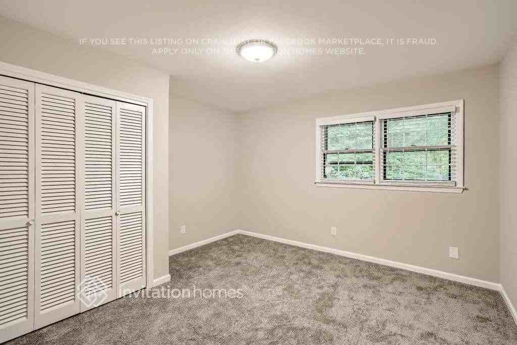 2360 Sandgate Road Southwest - Photo 7 of 18