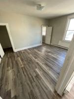 featured image of 1523 E Washington St