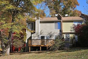 featured image of 1032 Cheshire Ct