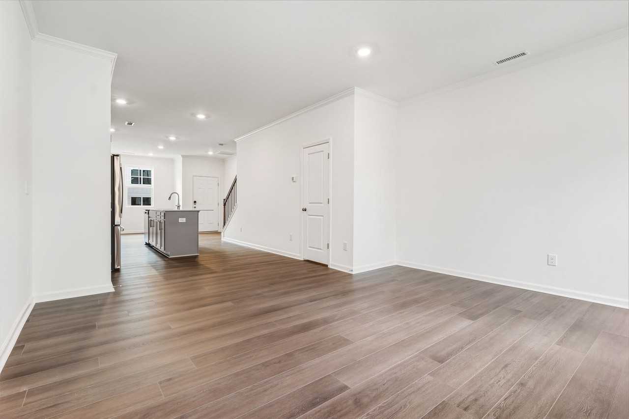 1502 Crescent Townes Way - Photo 4 of 22