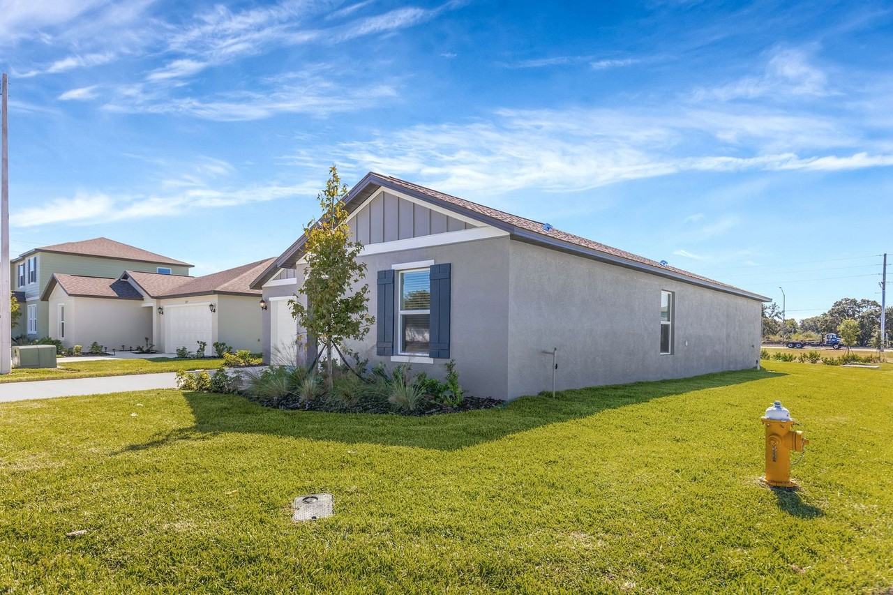 2155 Lone Oak Ln - Photo 3 of 38