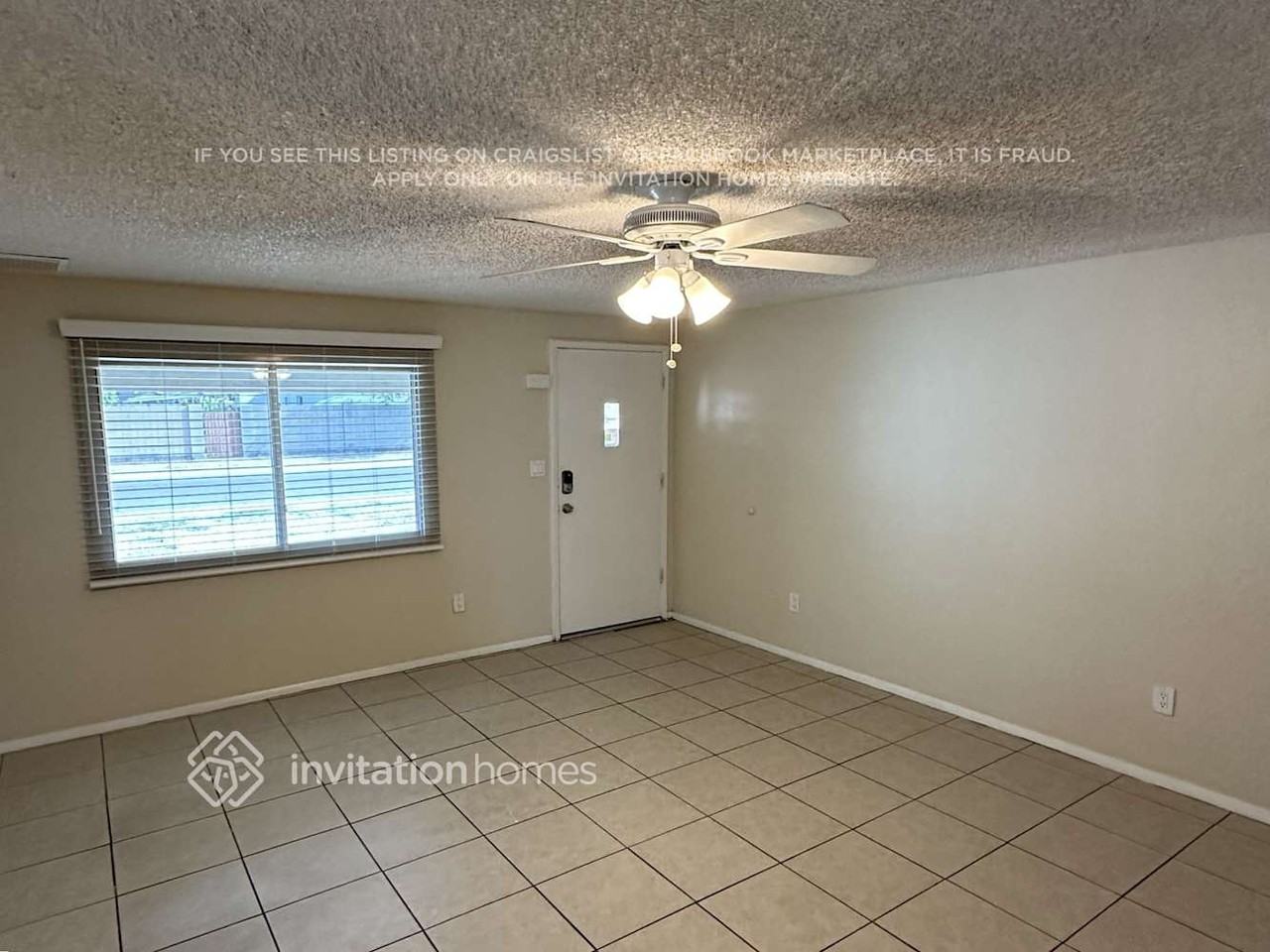 14226 North 38th Place - Photo 3 of 13