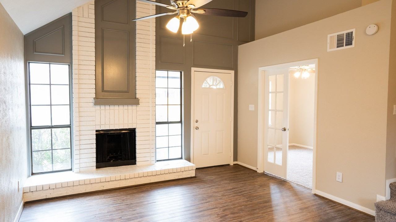 17 Regency Ln - Photo 4 of 23